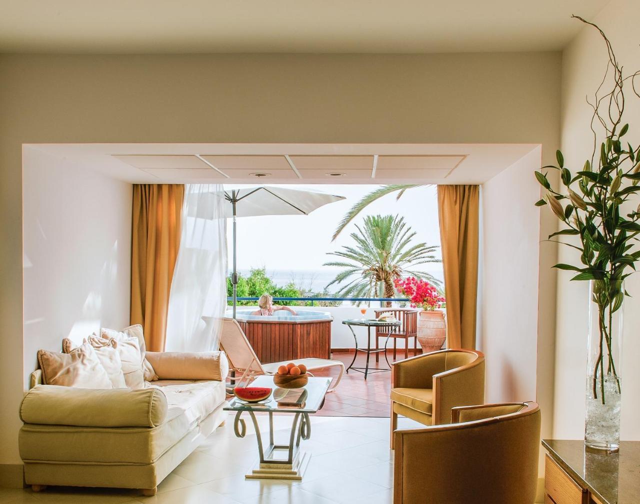 Azia Resort & Spa Paphos Room photo